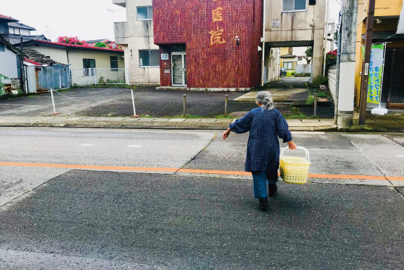 孤立化という現実に直面